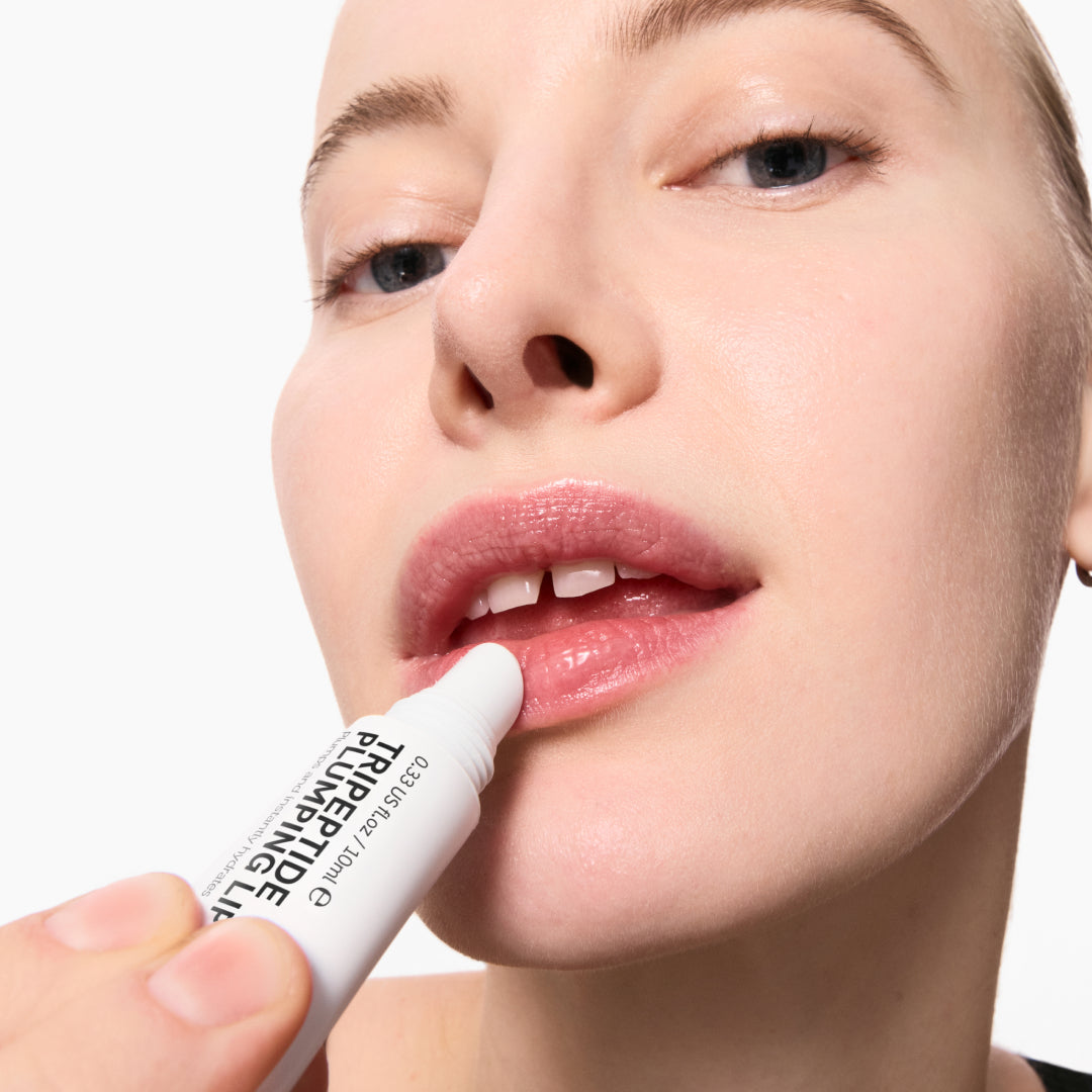 lip-plumping-duo-z5 Model01_270e8b98-a2ed-4742-b111-d25555f44100.jpg